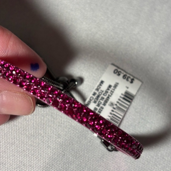 New with tags, womens rhinestone bracelet, #C767 - Picture 3 of 4
